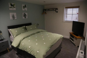 White Swan Cottage 2